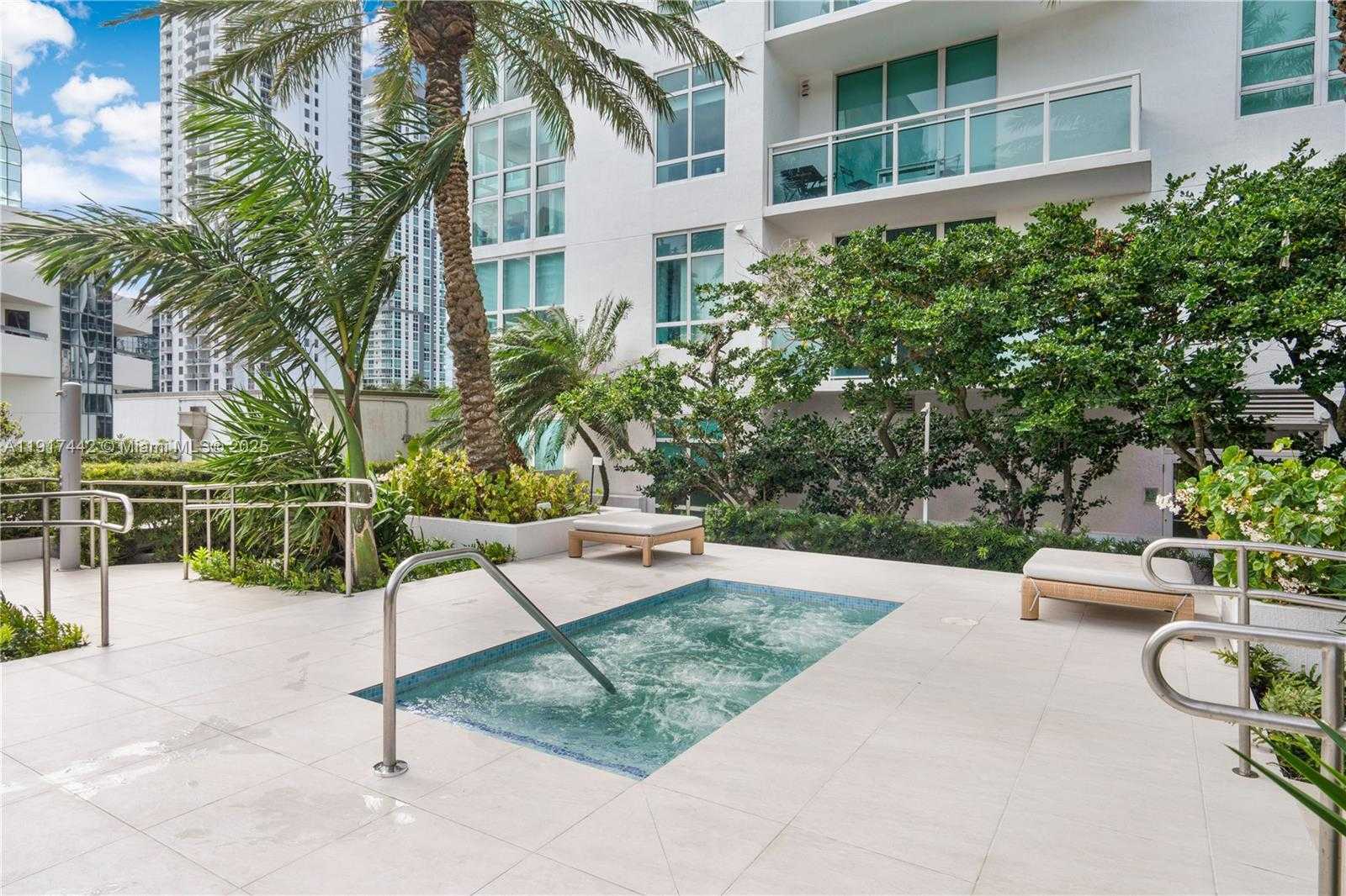 Small Image of 950 BRICKELL BAY DR #3008, Miami Number 36