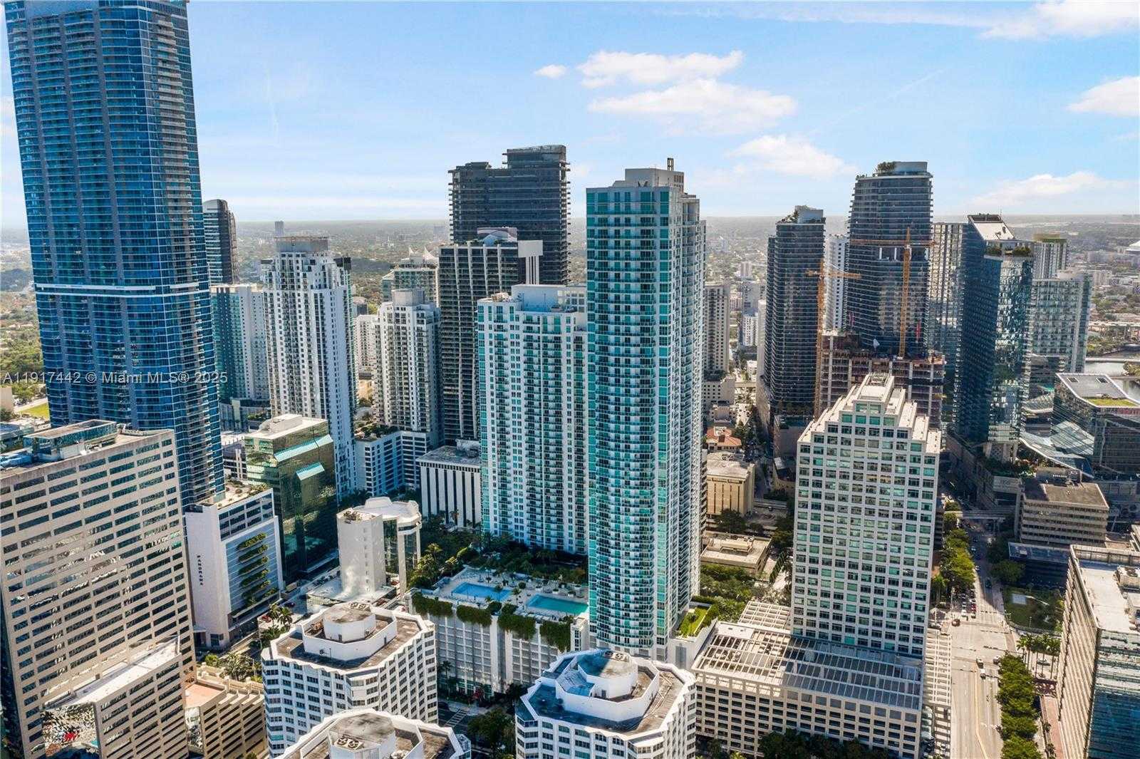 Small Image of 950 BRICKELL BAY DR #3008, Miami Number 46
