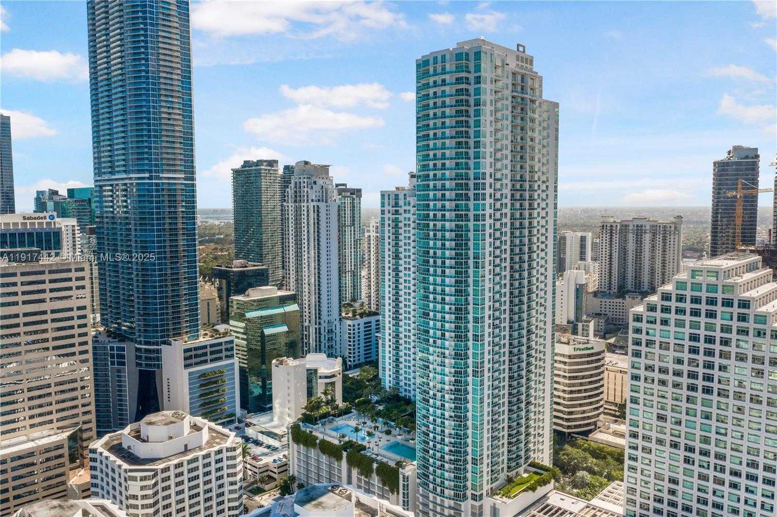 Small Image of 950 BRICKELL BAY DR #3008, Miami Number 48