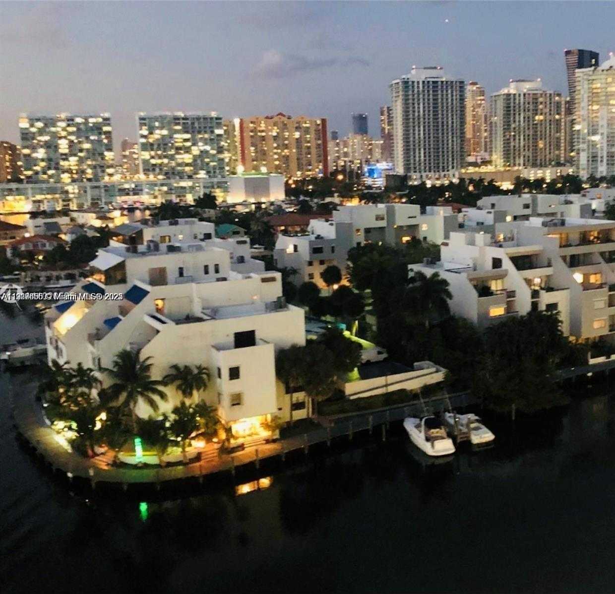 Small Image of 400 KINGS POINT DR #1111, Sunny Isles Beach Number 2