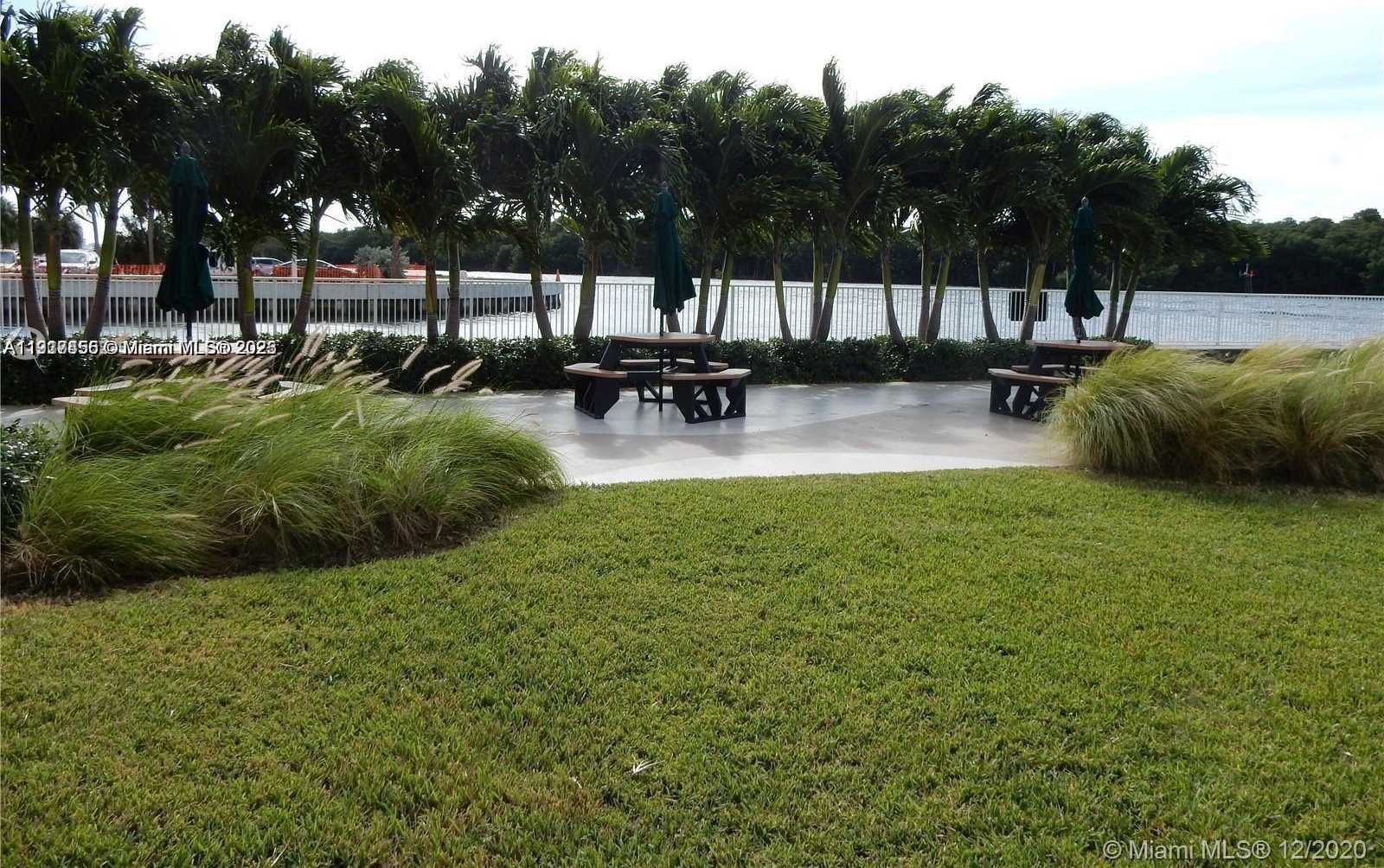 Small Image of 400 KINGS POINT DR #1111, Sunny Isles Beach Number 21