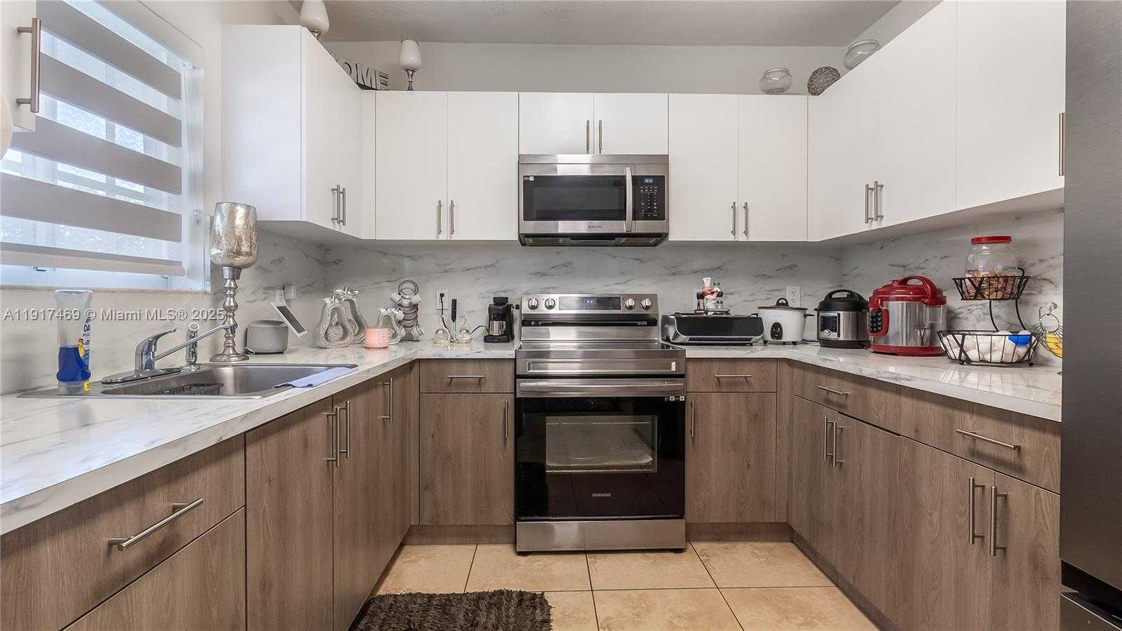 Small Image of 8390 NORTH WEST 103RD ST #102H, Hialeah Gardens Number 10