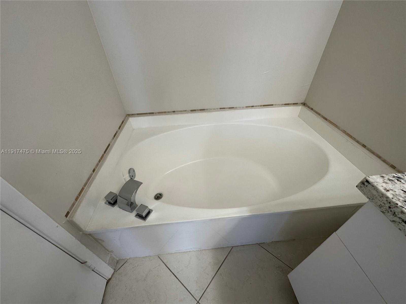 Imagen de Pequeño Objeto