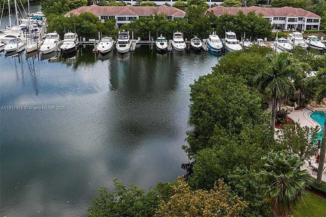 Imagen de Pequeño Objeto