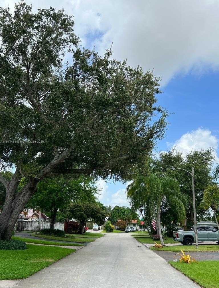 Small Image of 1931 NORTH EAST 55TH CT, Fort Lauderdale Number 36