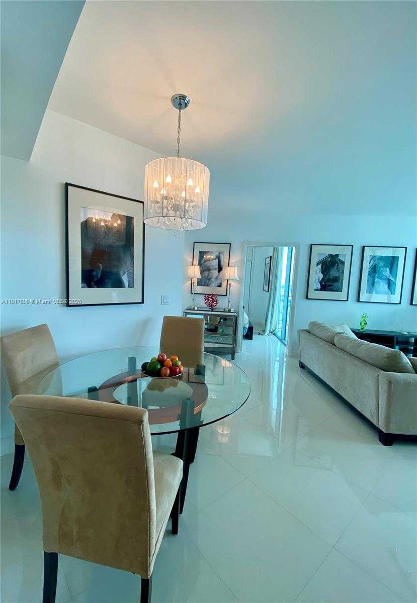 Small Image of 350 SOUTH MIAMI AVE #3813, Miami Number 2