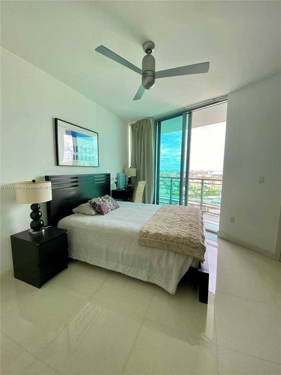 Small Image of 350 SOUTH MIAMI AVE #3813, Miami Number 23