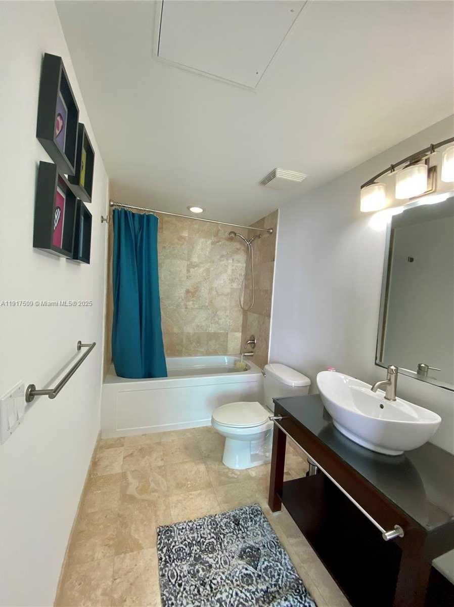 Small Image of 350 SOUTH MIAMI AVE #3813, Miami Number 27