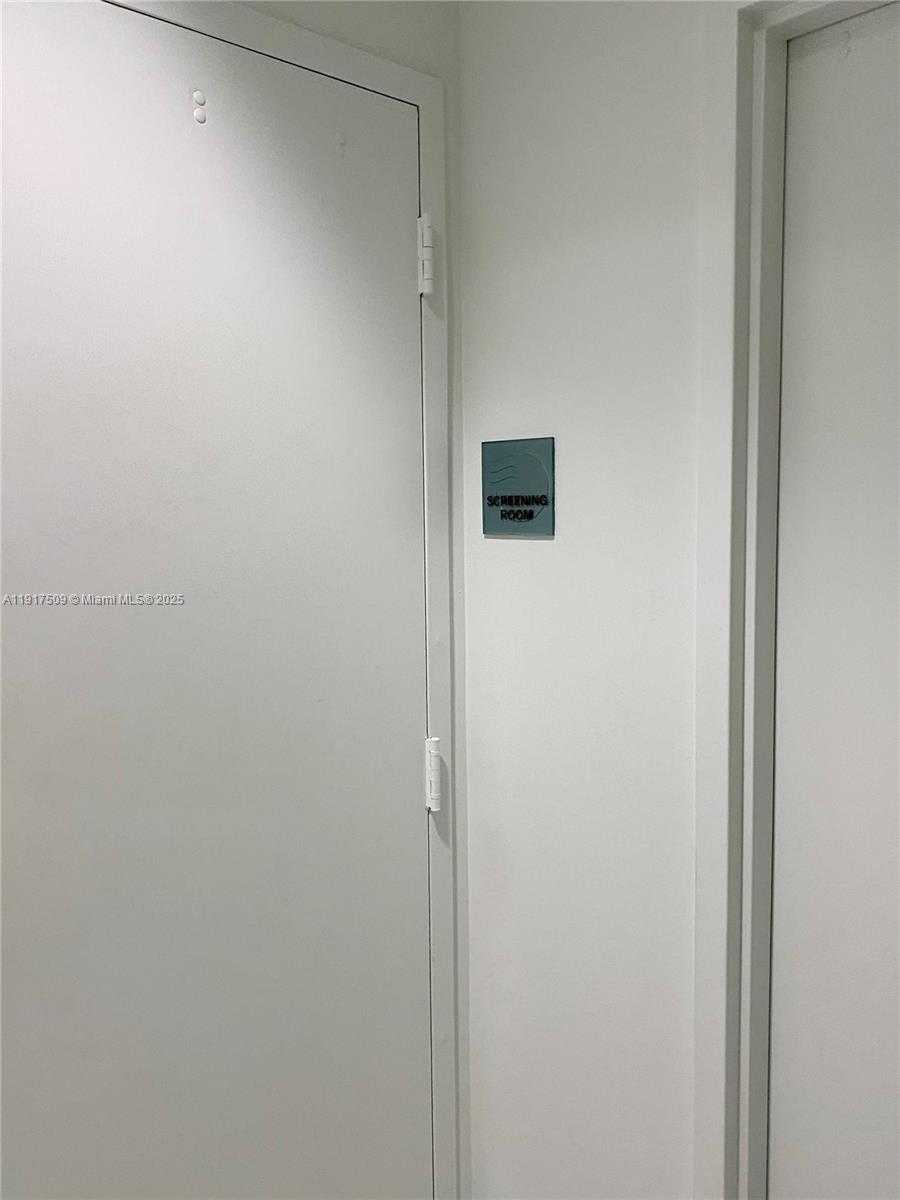 Small Image of 350 SOUTH MIAMI AVE #3813, Miami Number 36