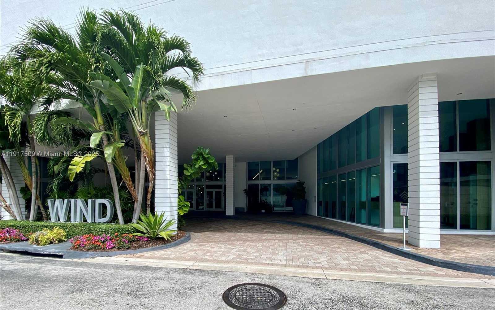 Small Image of 350 SOUTH MIAMI AVE #3813, Miami Number 51