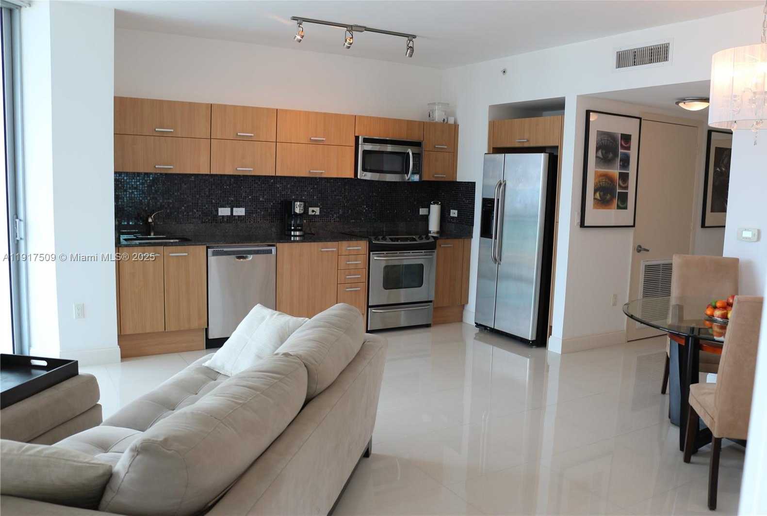 Small Image of 350 SOUTH MIAMI AVE #3813, Miami Number 58