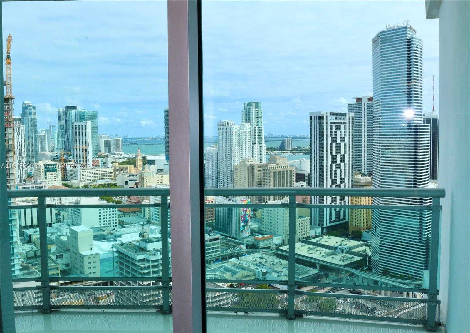 Small Image of 350 SOUTH MIAMI AVE #3813, Miami Number 61