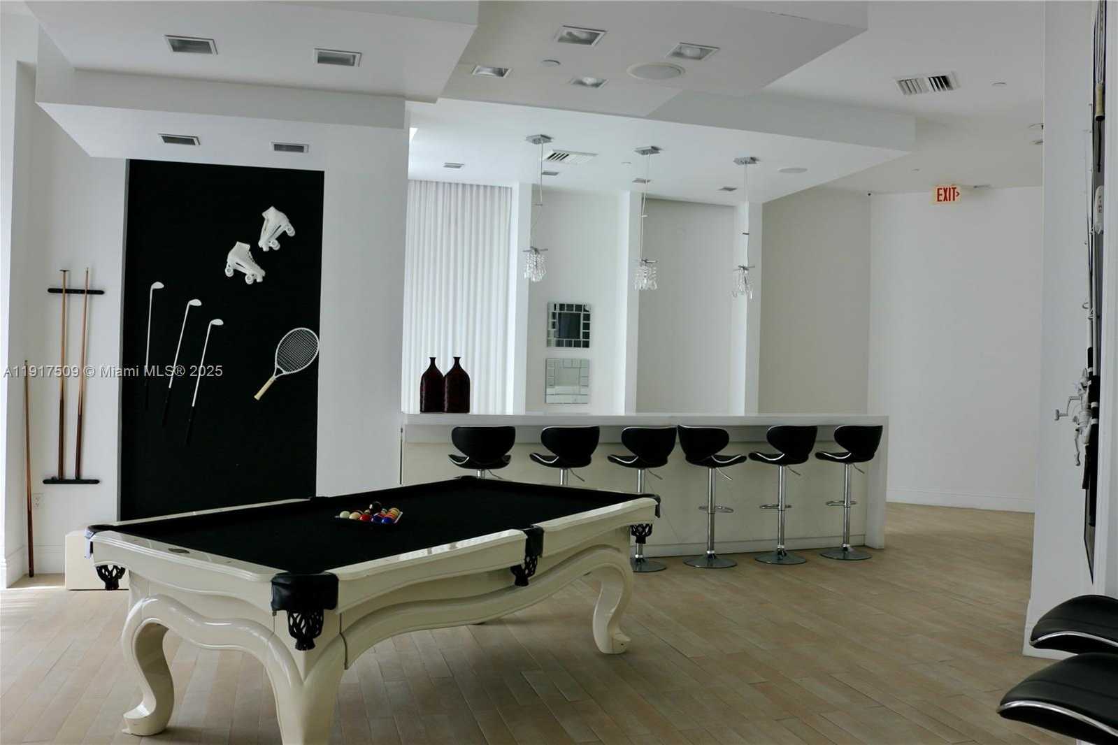 Small Image of 350 SOUTH MIAMI AVE #3813, Miami Number 69