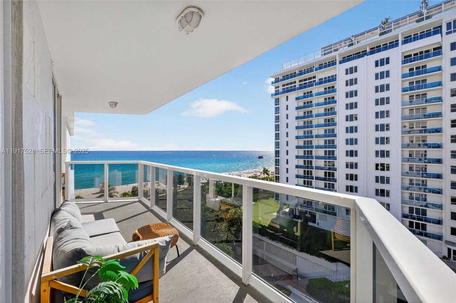 Small Image of 2401 COLLINS AVE #1103, Miami Beach Number 27