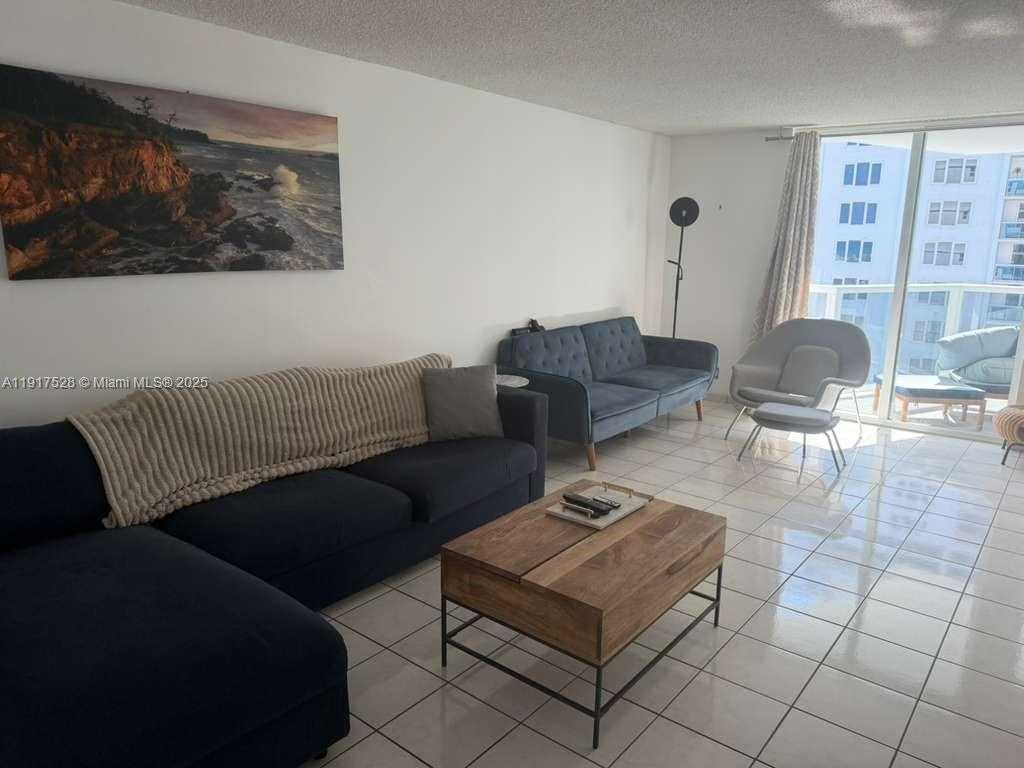 Small Image of 2401 COLLINS AVE #1103, Miami Beach Number 5