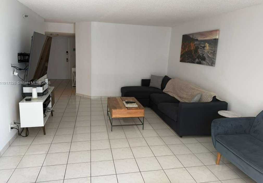 Small Image of 2401 COLLINS AVE #1103, Miami Beach Number 8