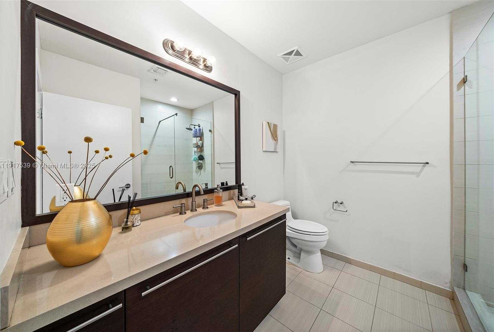 Small Image of 7930 EAST DR #1206, North Bay Village Number 24