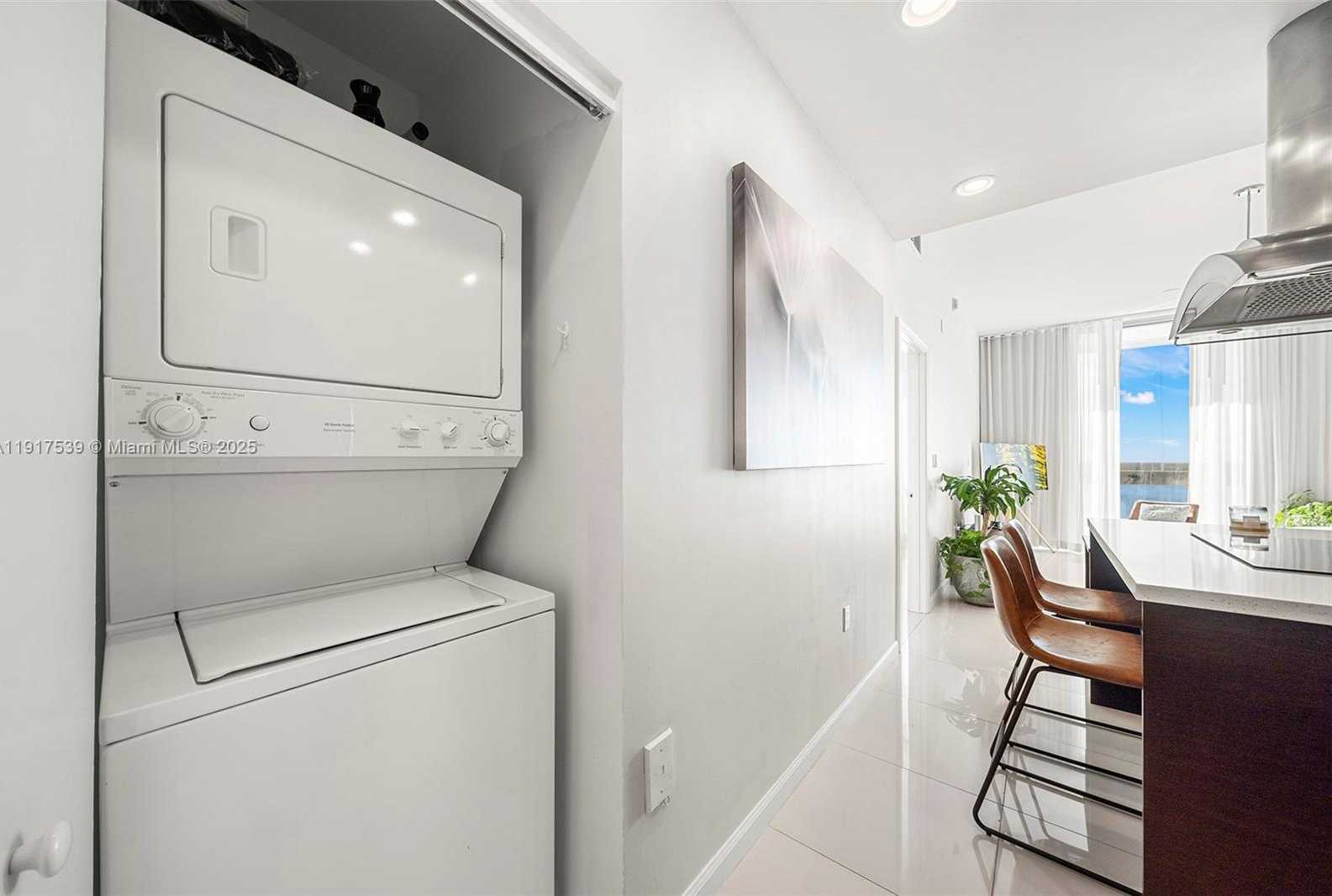 Small Image of 7930 EAST DR #1206, North Bay Village Number 27