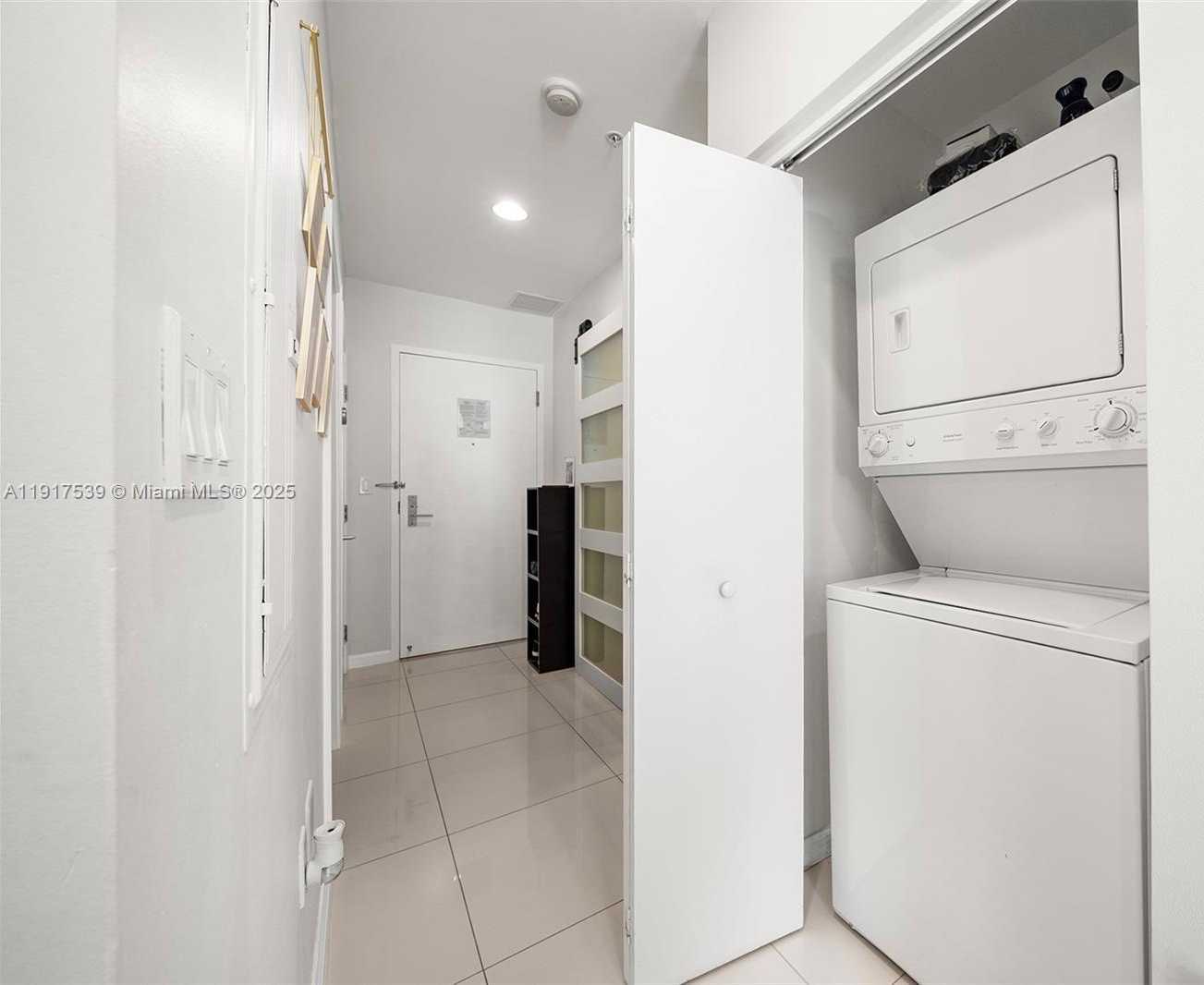 Small Image of 7930 EAST DR #1206, North Bay Village Number 28