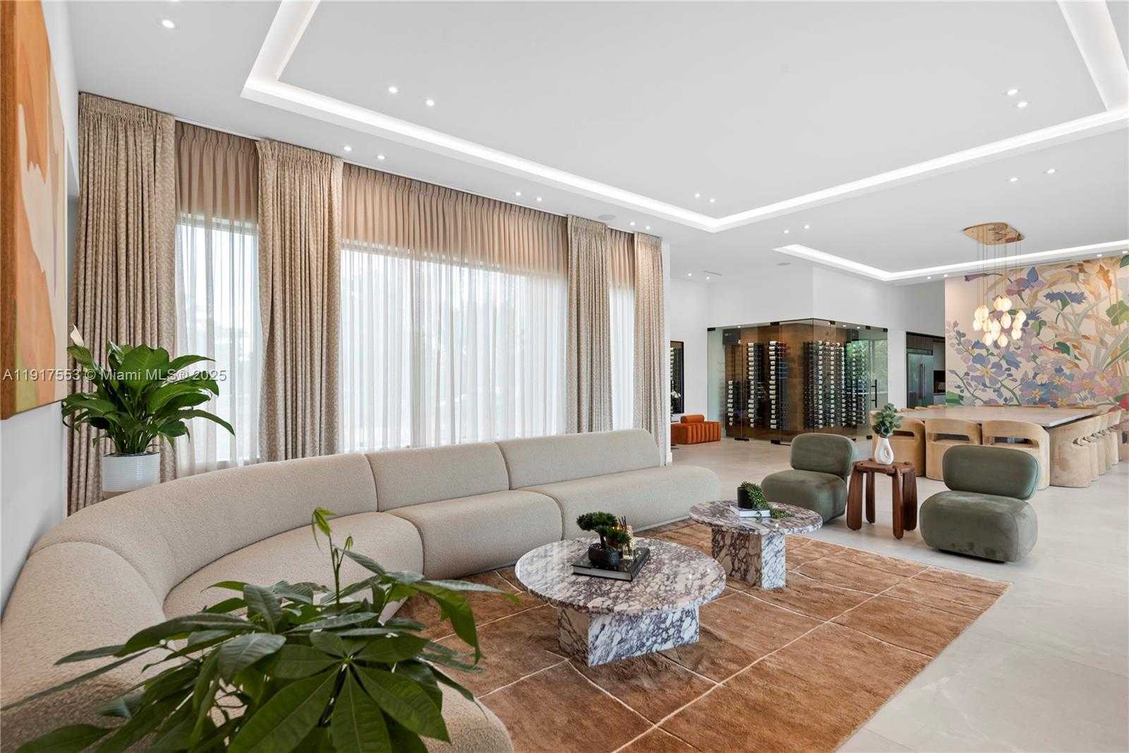 Small Image of 1881 NORTH EAST 196TH TER, Miami Number 16