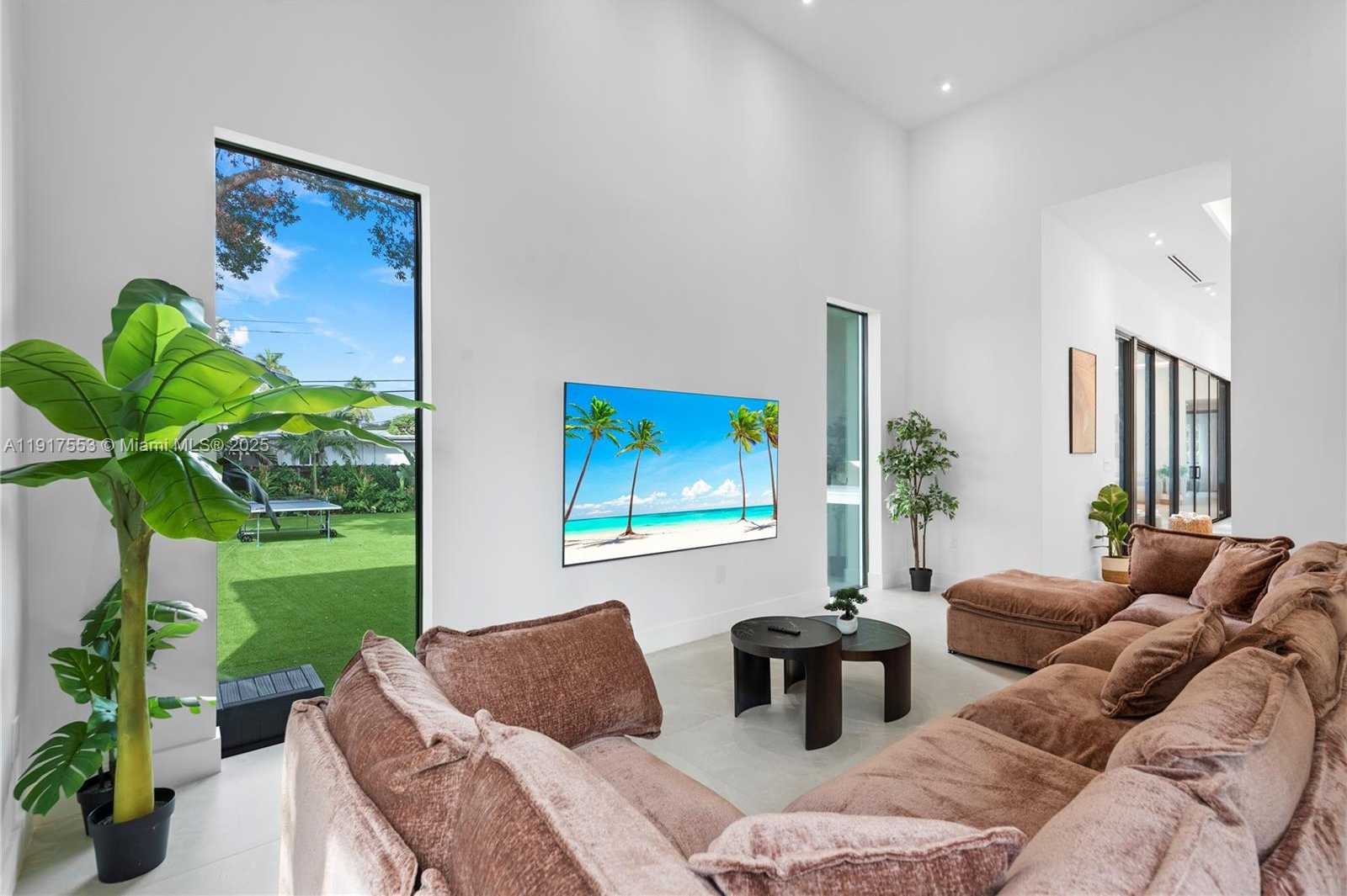 Small Image of 1881 NORTH EAST 196TH TER, Miami Number 21