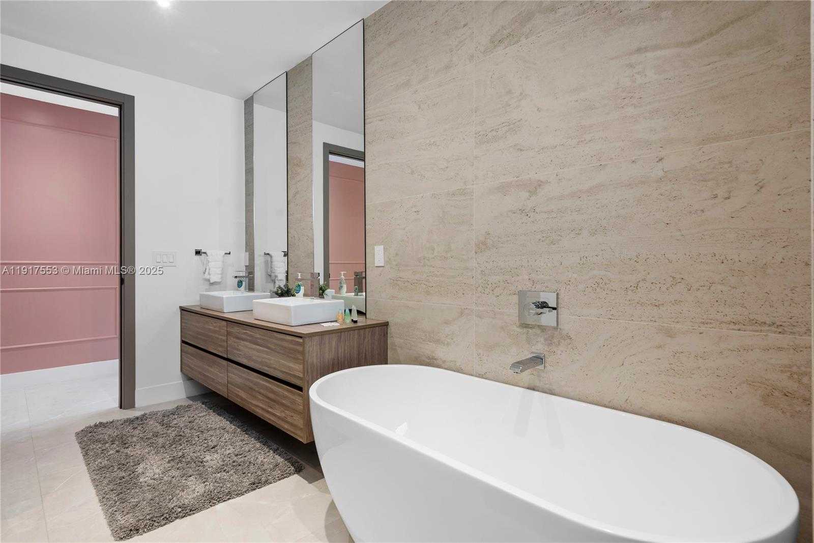 Small Image of 1881 NORTH EAST 196TH TER, Miami Number 31