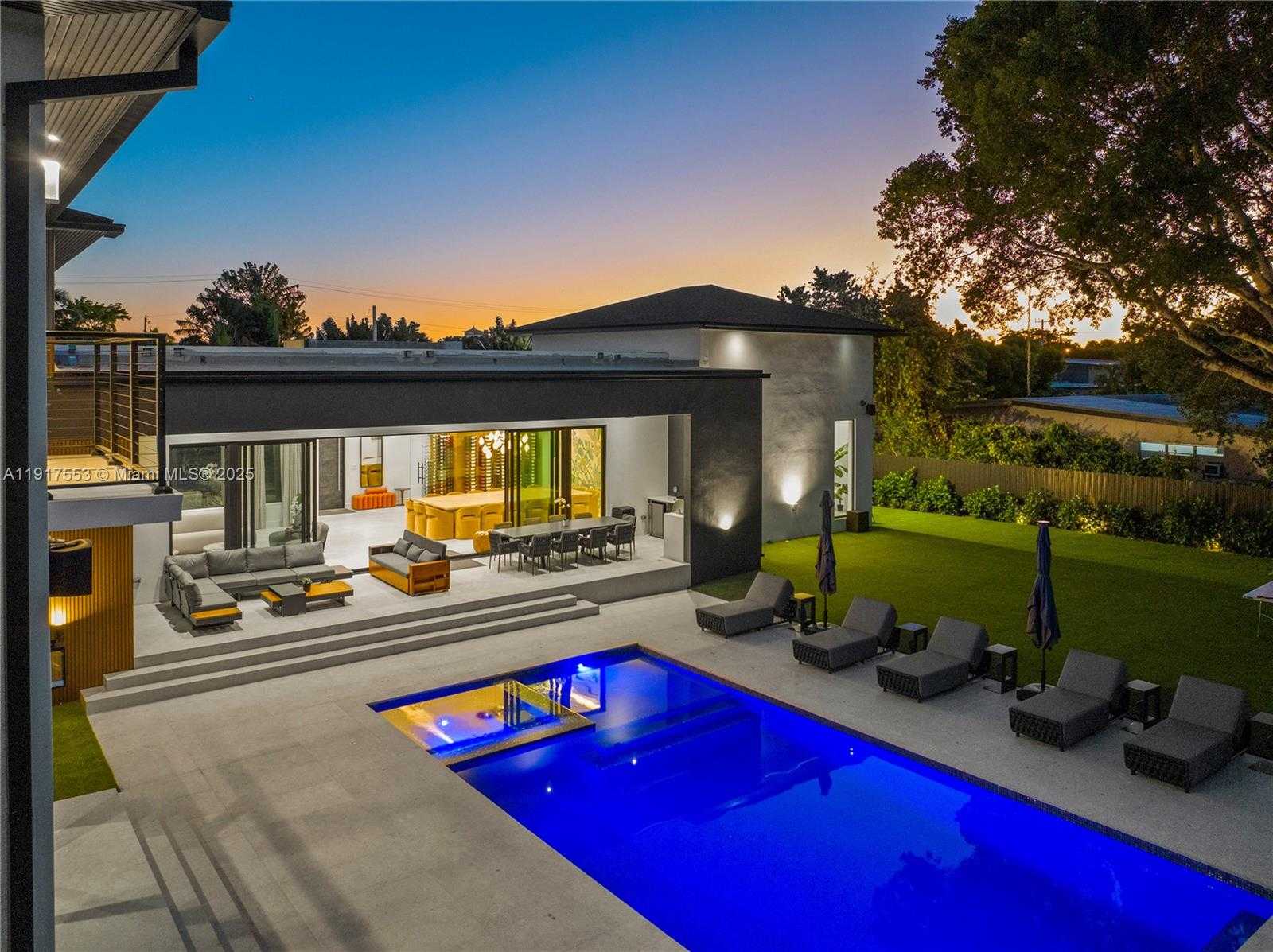 Small Image of 1881 NORTH EAST 196TH TER, Miami Number 35