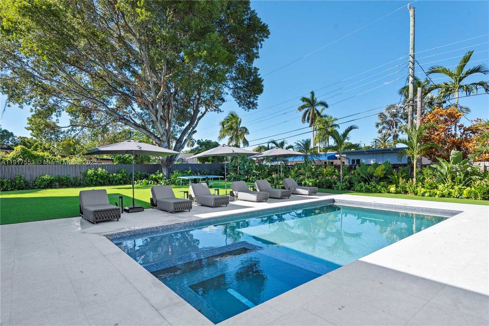 Small Image of 1881 NORTH EAST 196TH TER, Miami Number 36