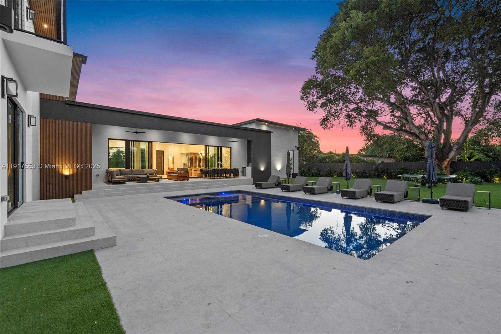 Small Image of 1881 NORTH EAST 196TH TER, Miami Number 44