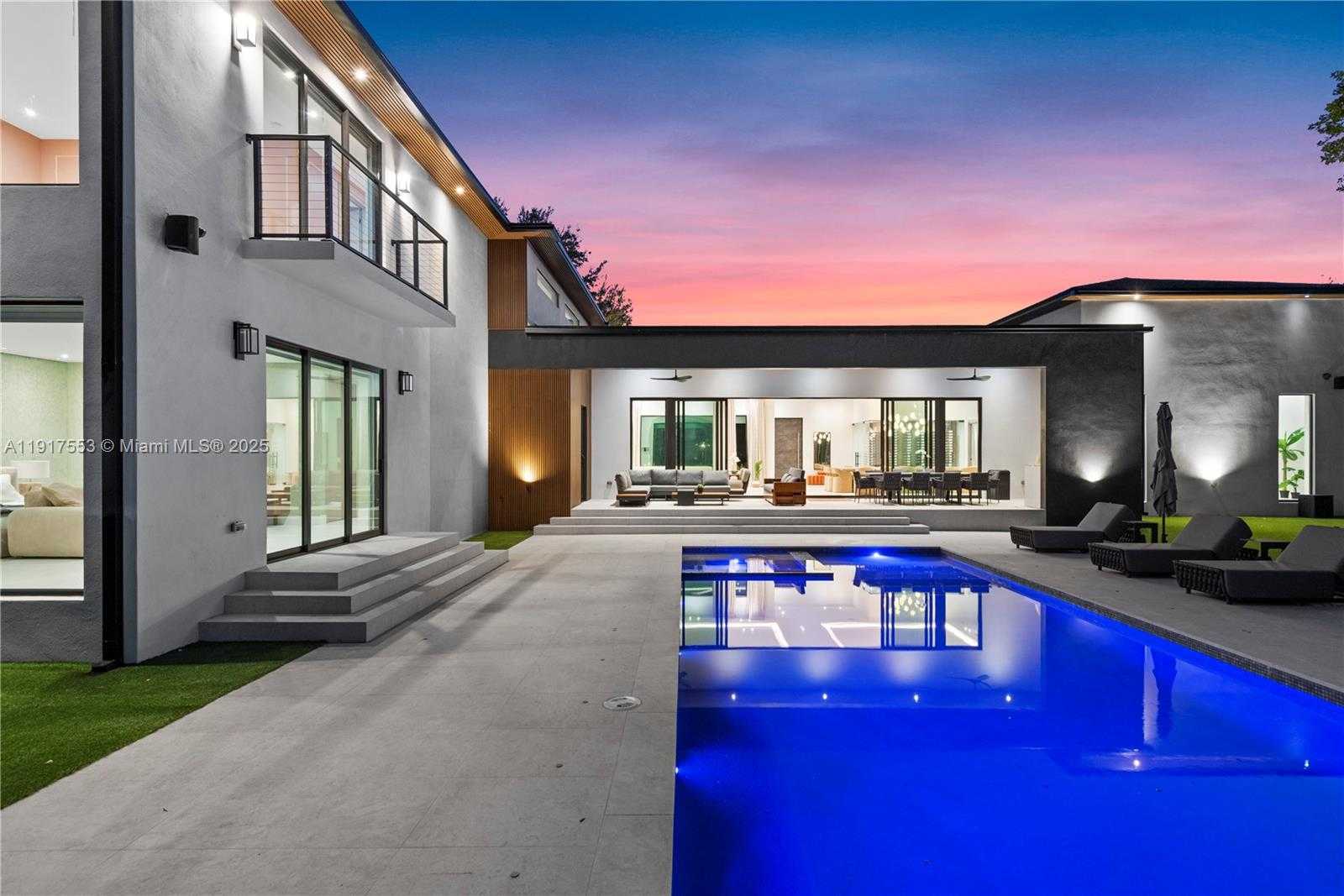 Small Image of 1881 NORTH EAST 196TH TER, Miami Number 48