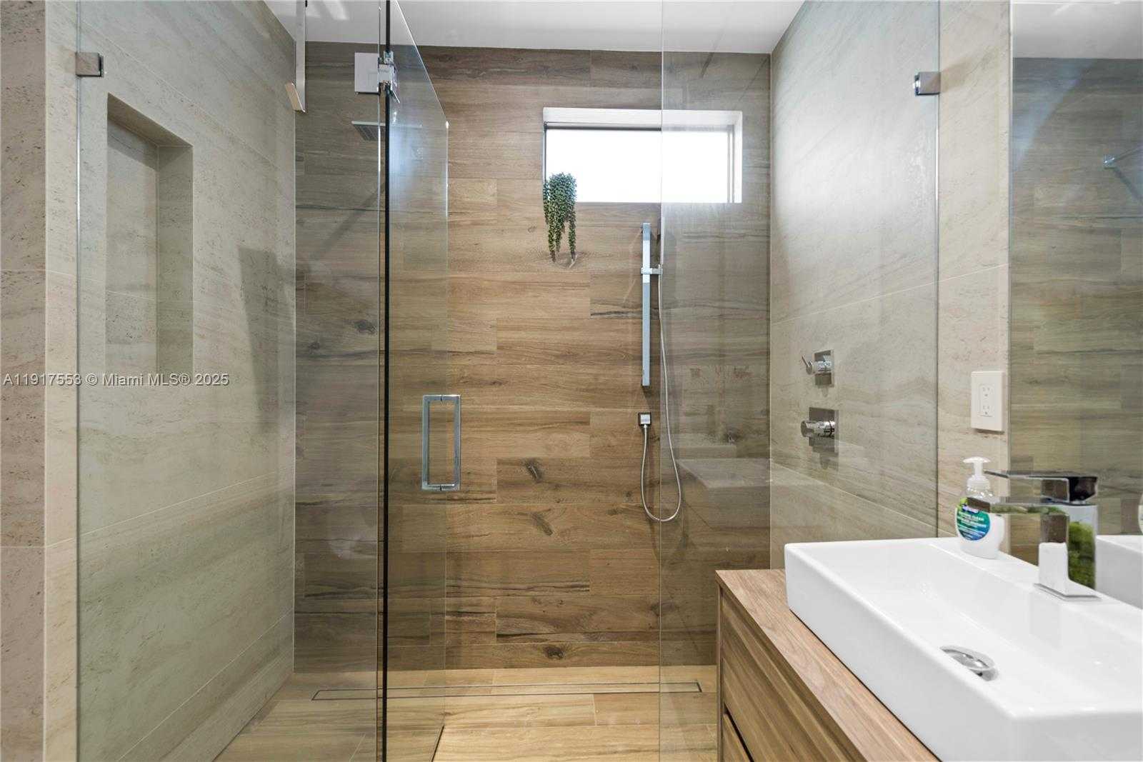 Small Image of 1881 NORTH EAST 196TH TER, Miami Number 65