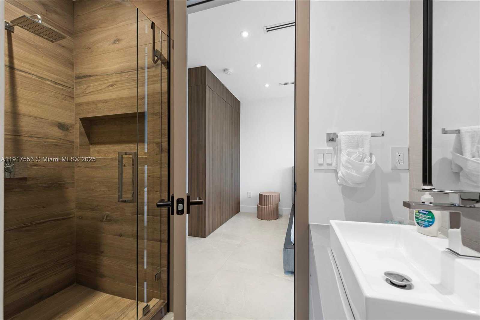 Small Image of 1881 NORTH EAST 196TH TER, Miami Number 80