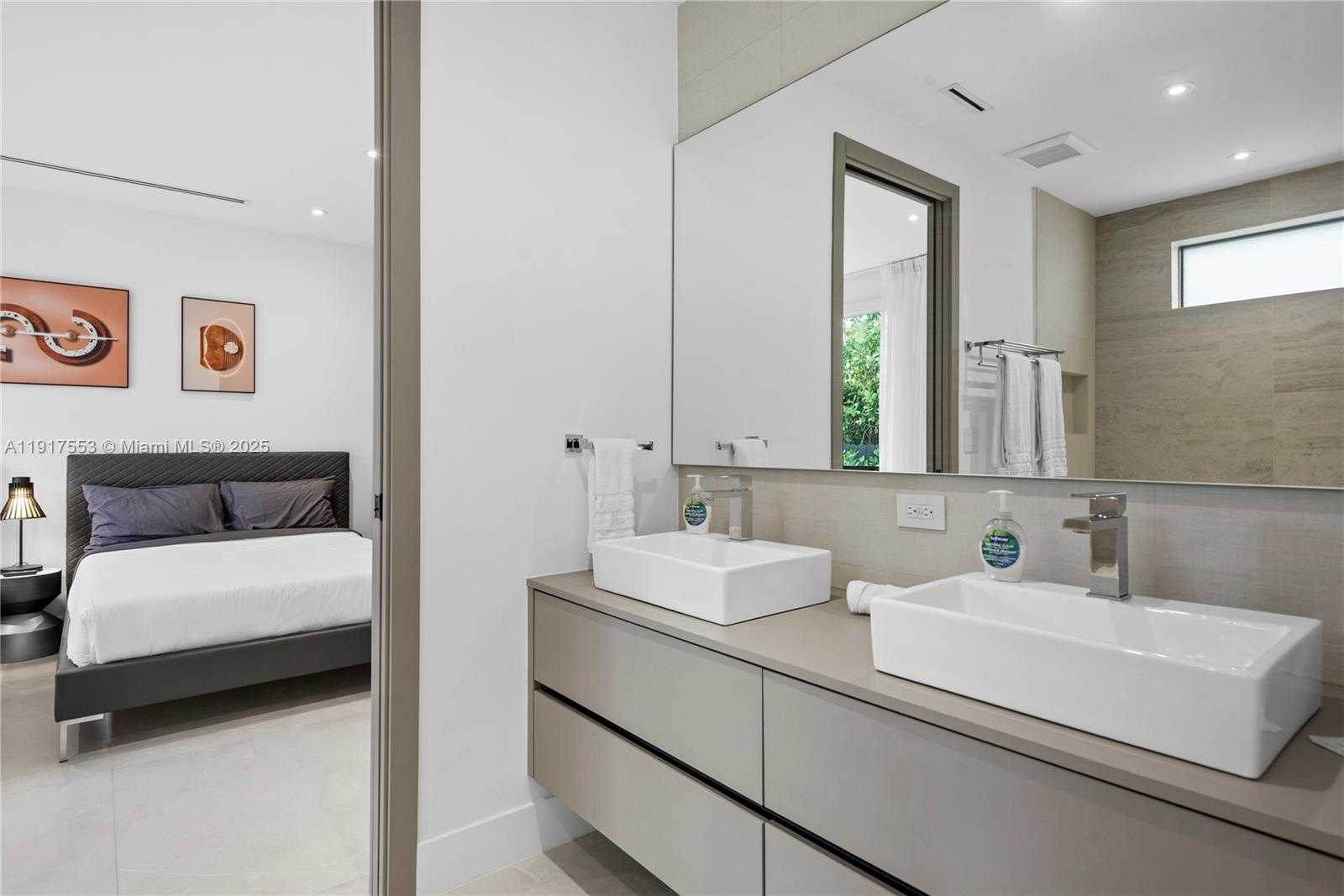 Small Image of 1881 NORTH EAST 196TH TER, Miami Number 85