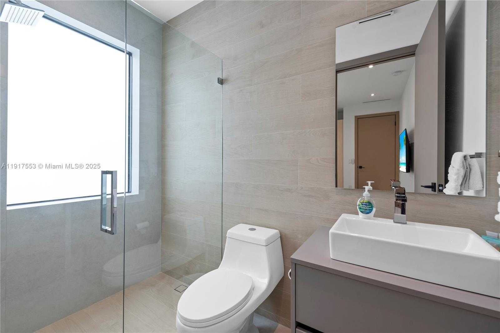 Small Image of 1881 NORTH EAST 196TH TER, Miami Number 89