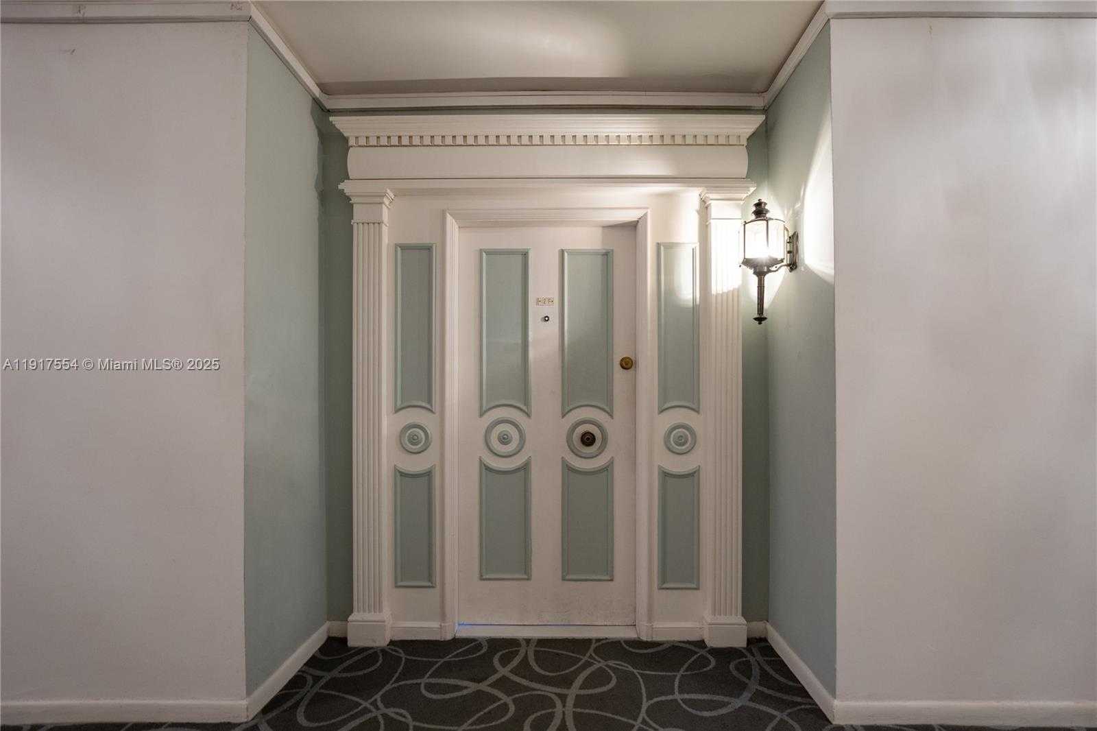 Small Image of 5255 COLLINS AVE #12F, Miami Beach Number 33