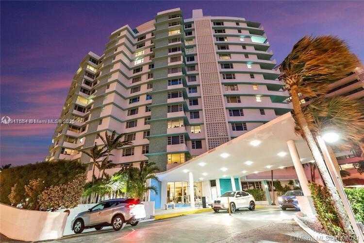 Small Image of 5255 COLLINS AVE #12F, Miami Beach Number 42