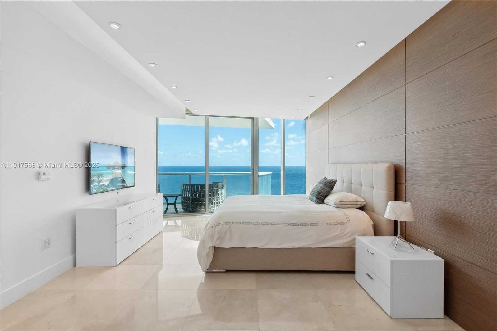 Small Image of 17001 COLLINS AVE #3102, Sunny Isles Beach Number 14