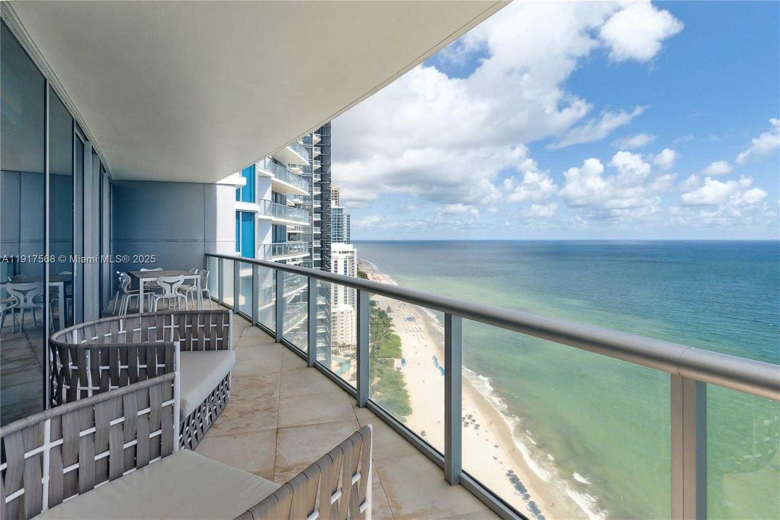 Small Image of 17001 COLLINS AVE #3102, Sunny Isles Beach Number 5