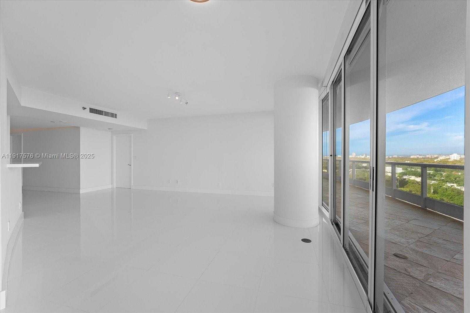 Small Image of 2127 BRICKELL AVE #1606, Miami Number 11