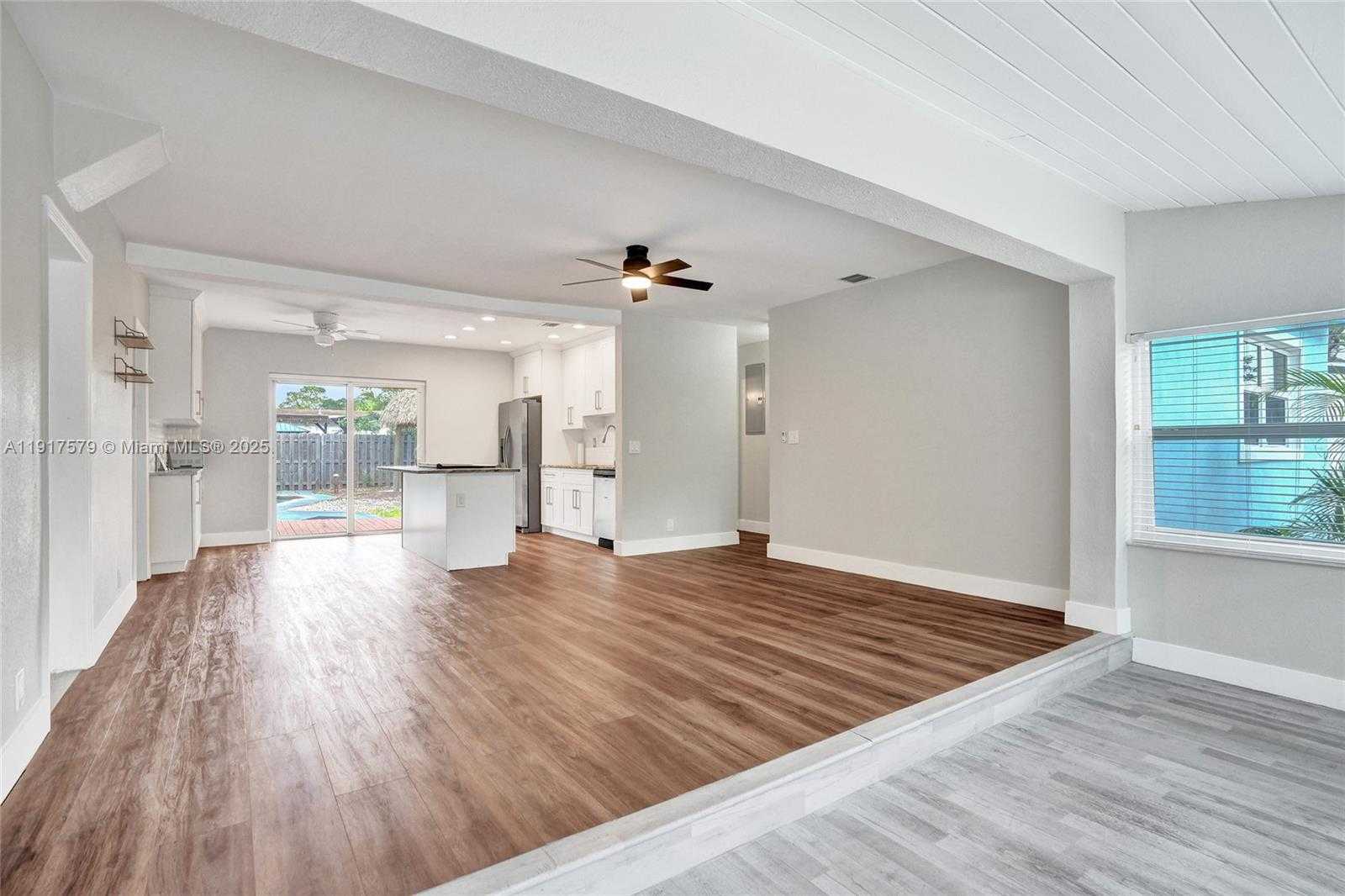 Small Image of 2281 SOUTH WEST 15TH ST, Fort Lauderdale Number 19