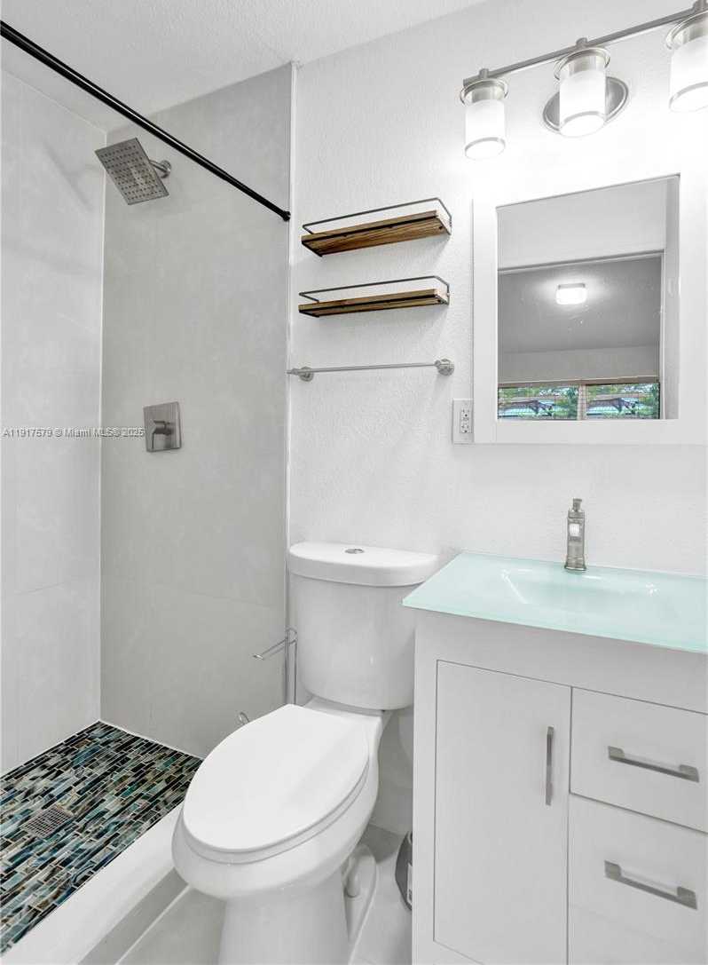 Small Image of 2281 SOUTH WEST 15TH ST, Fort Lauderdale Number 8