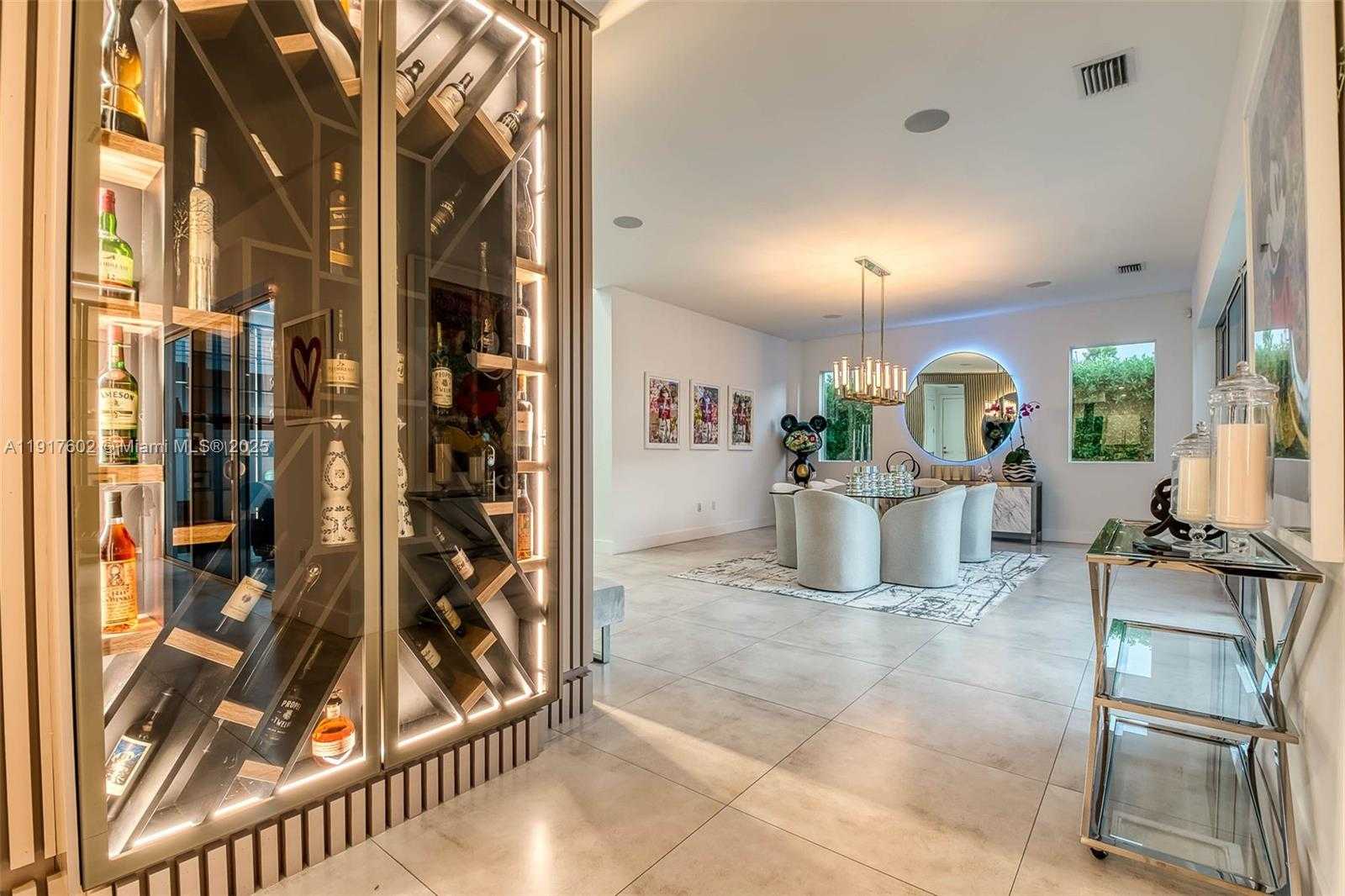 Small Image of 7446 NORTH WEST 99TH CT, Doral Number 29