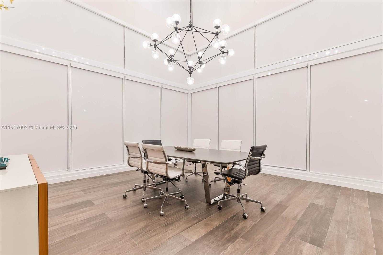 Small Image of 7446 NORTH WEST 99TH CT, Doral Number 39