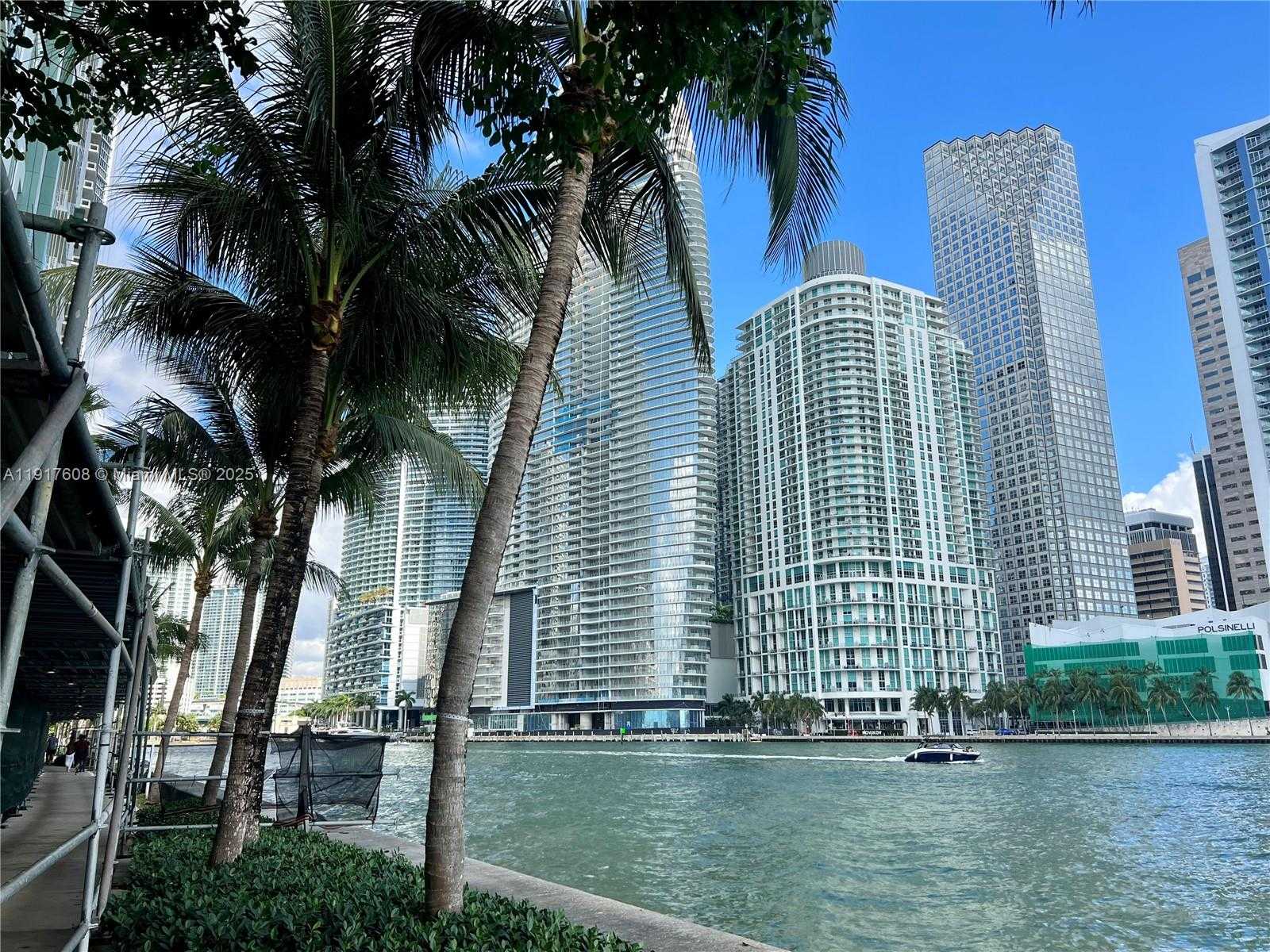 Small Image of 300 SOUTH BISCAYNE BLVD #T-3411, Miami Number 21