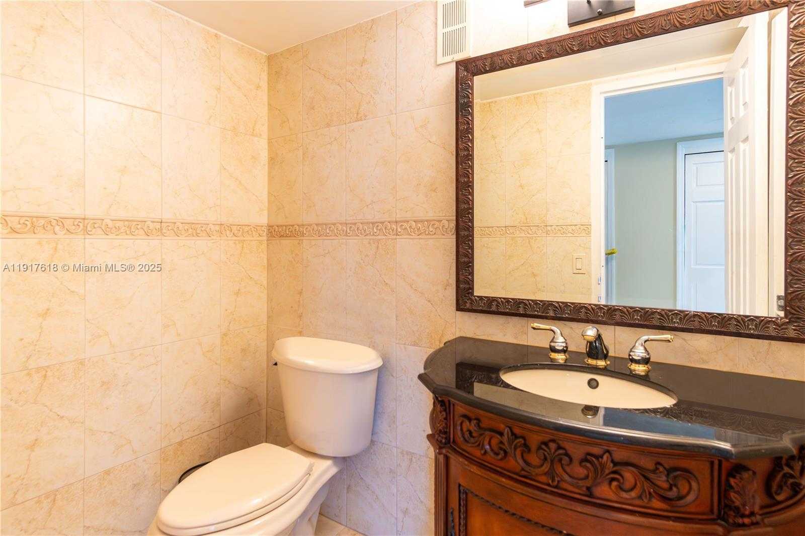 Small Image of 145 SOUTH EAST 25TH RD #1003, Miami Number 33