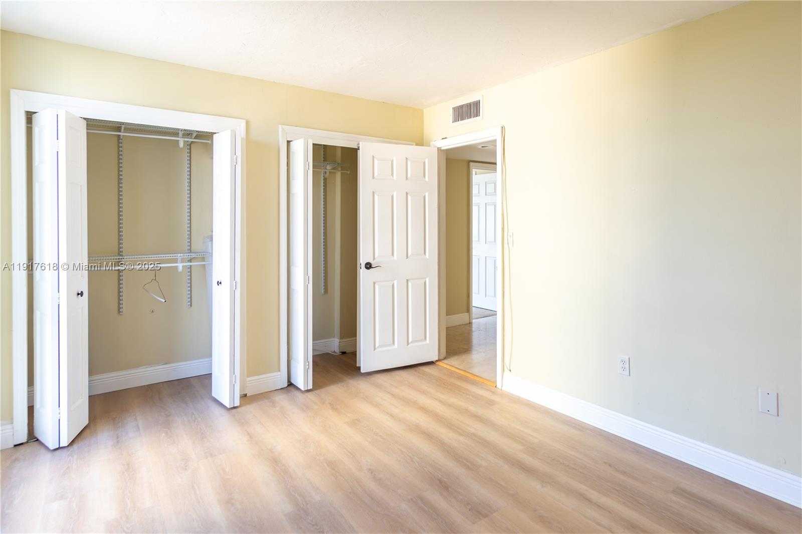 Small Image of 145 SOUTH EAST 25TH RD #1003, Miami Number 35