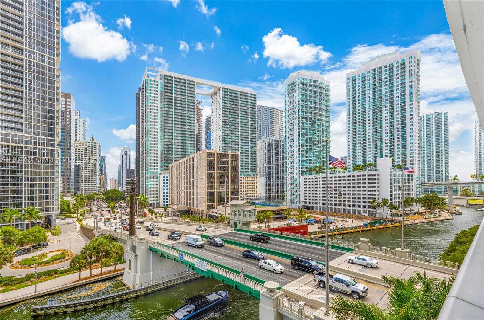 Small Image of 200 BISCAYNE BOULEVARD WAY #504, Miami Number 27