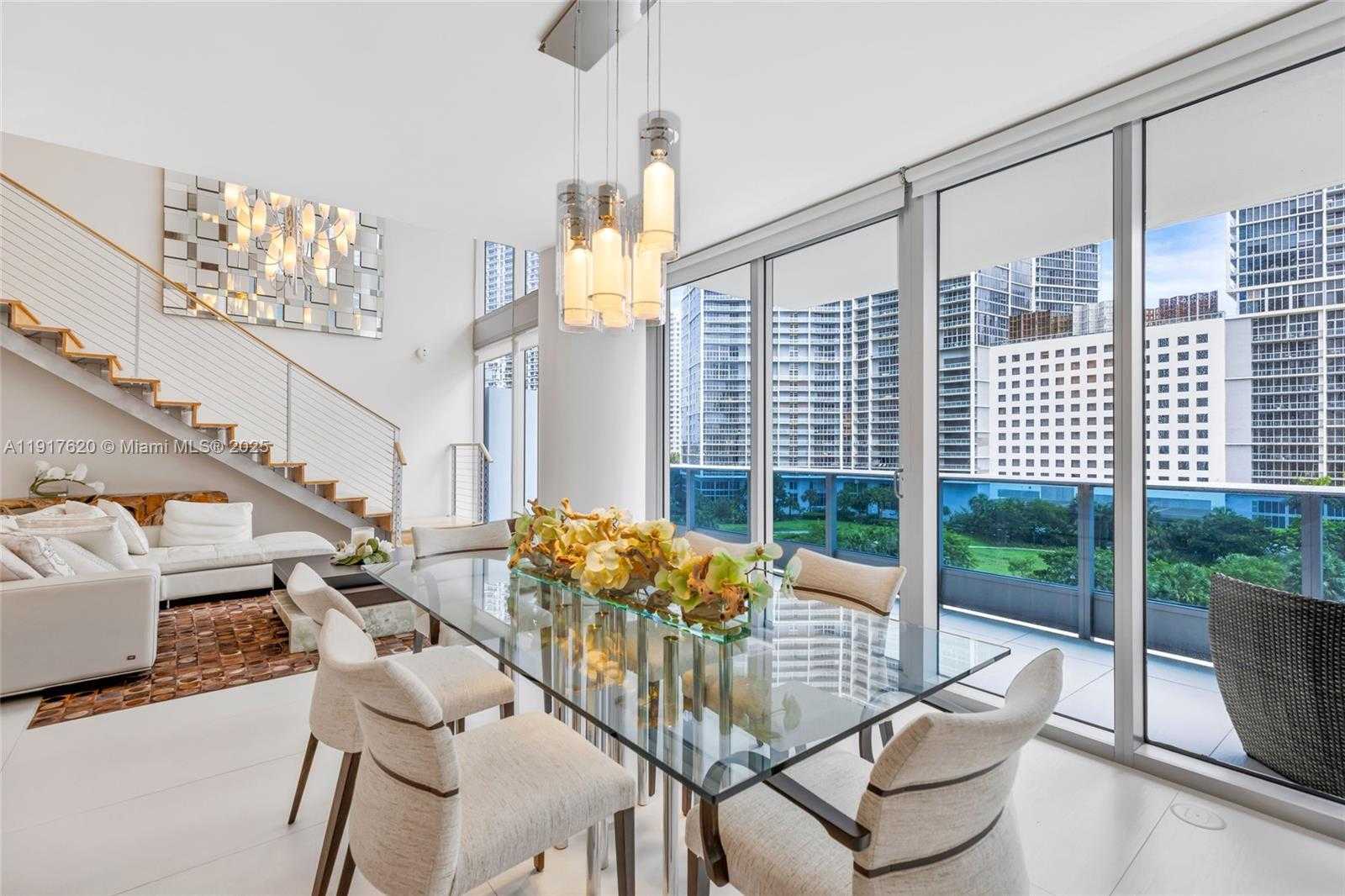 Small Image of 200 BISCAYNE BOULEVARD WAY #504, Miami Number 7