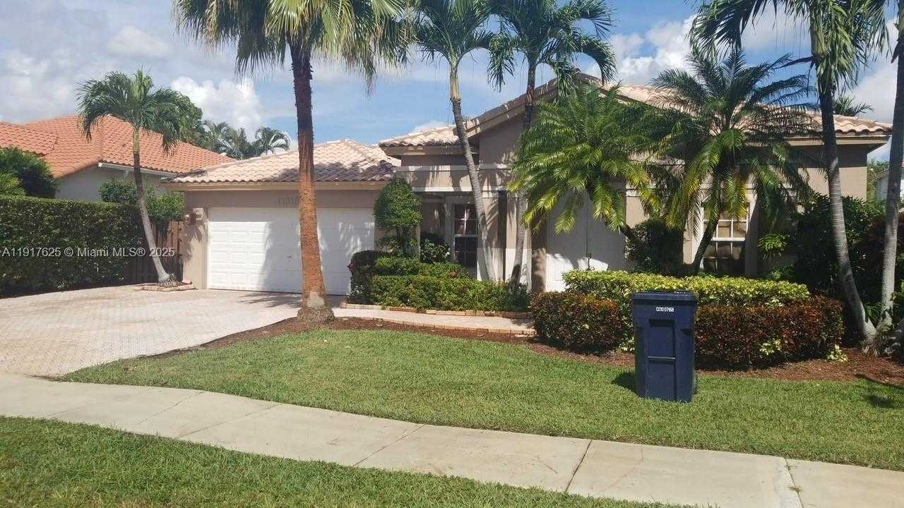 Small Image of 11313 NORTH WEST 65TH ST, Doral Number 2