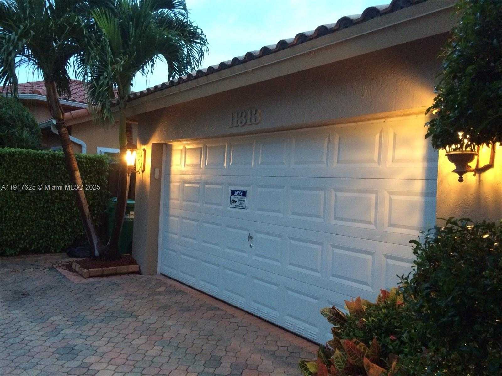 Small Image of 11313 NORTH WEST 65TH ST, Doral Number 3